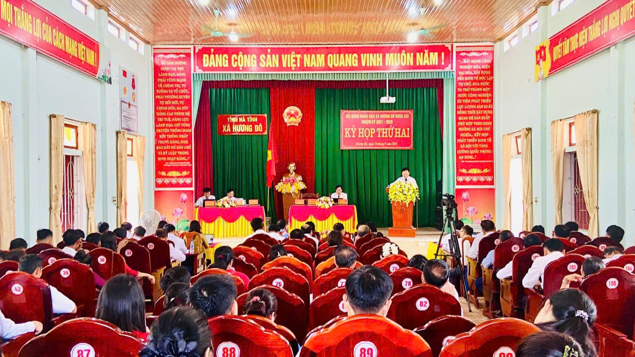 Xã Hương Đô tổ chức thành công Kỳ họp thứ 2 HĐND xã khóa XXI, nhiệm kỳ 2021 - 2026