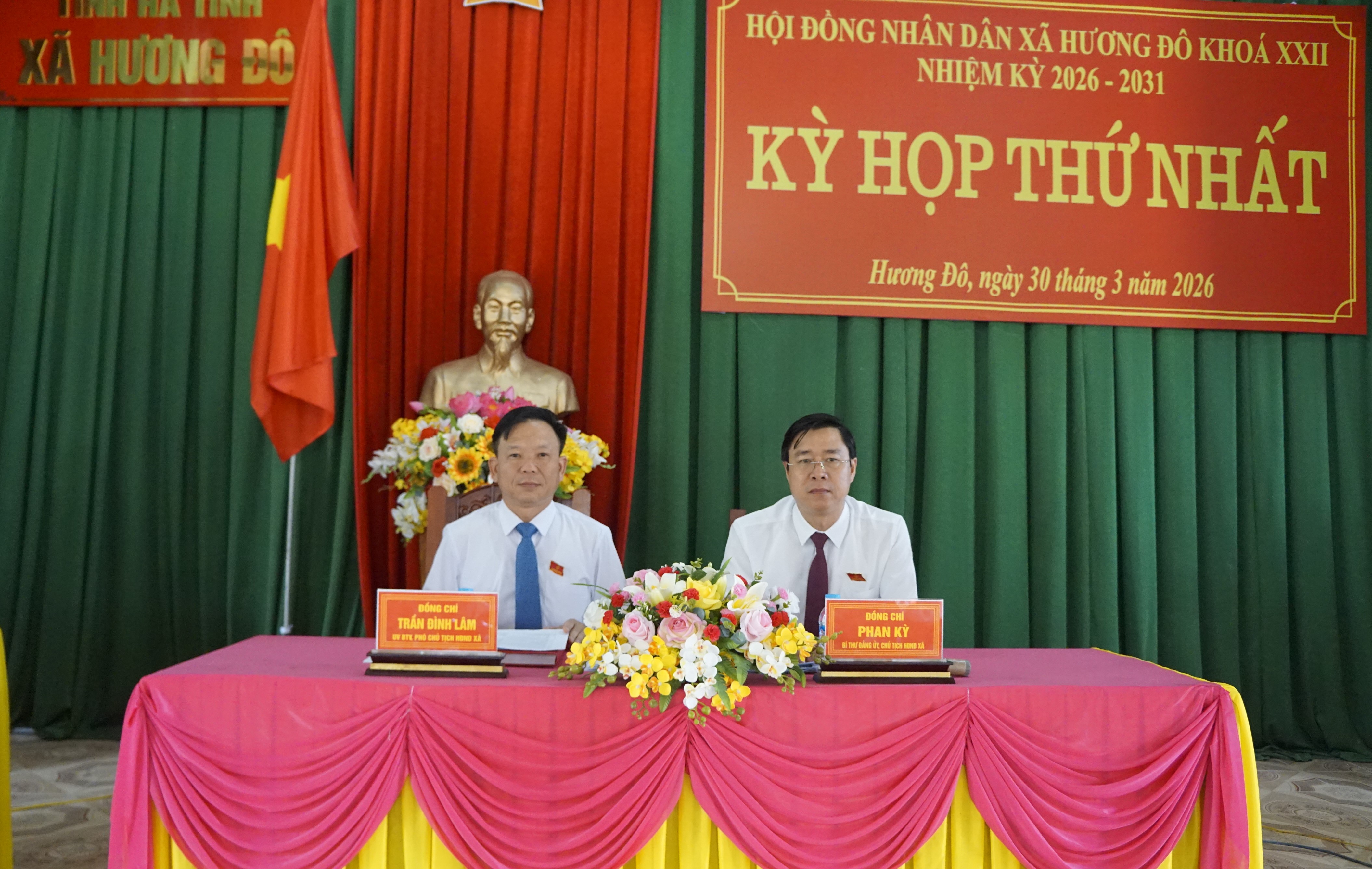Hương Đô tổ chức thành công kỳ họp thứ nhất HĐND xã khóa XXII, nhiệm kỳ 2026 - 2031