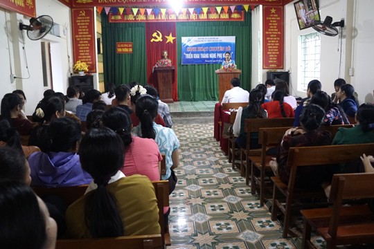 Hội LHPN xã Hương Đô tổ chức diễn đàn “Tháng nghe phụ nữ nói” tại thôn Trường Sơn