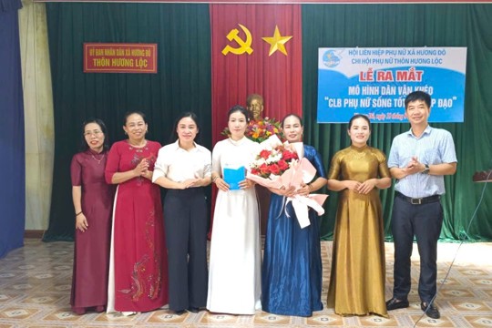 Xã Hương Đô ra mắt Câu lạc bộ “Phụ nữ sống tốt đời đẹp đạo” tại Chi hội Hương Lộc