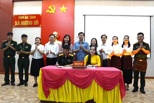 Hương Đô ký kết quy chế phối hợp kết nghĩa giữa Ban CHQS xã và Trường Mầm non Hương Đô