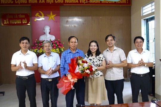 Hương Đô long trọng gặp mặt kỷ niệm 35 năm Ngày Quốc tế Người cao tuổi (01/10/1991 – 01/10/2026)