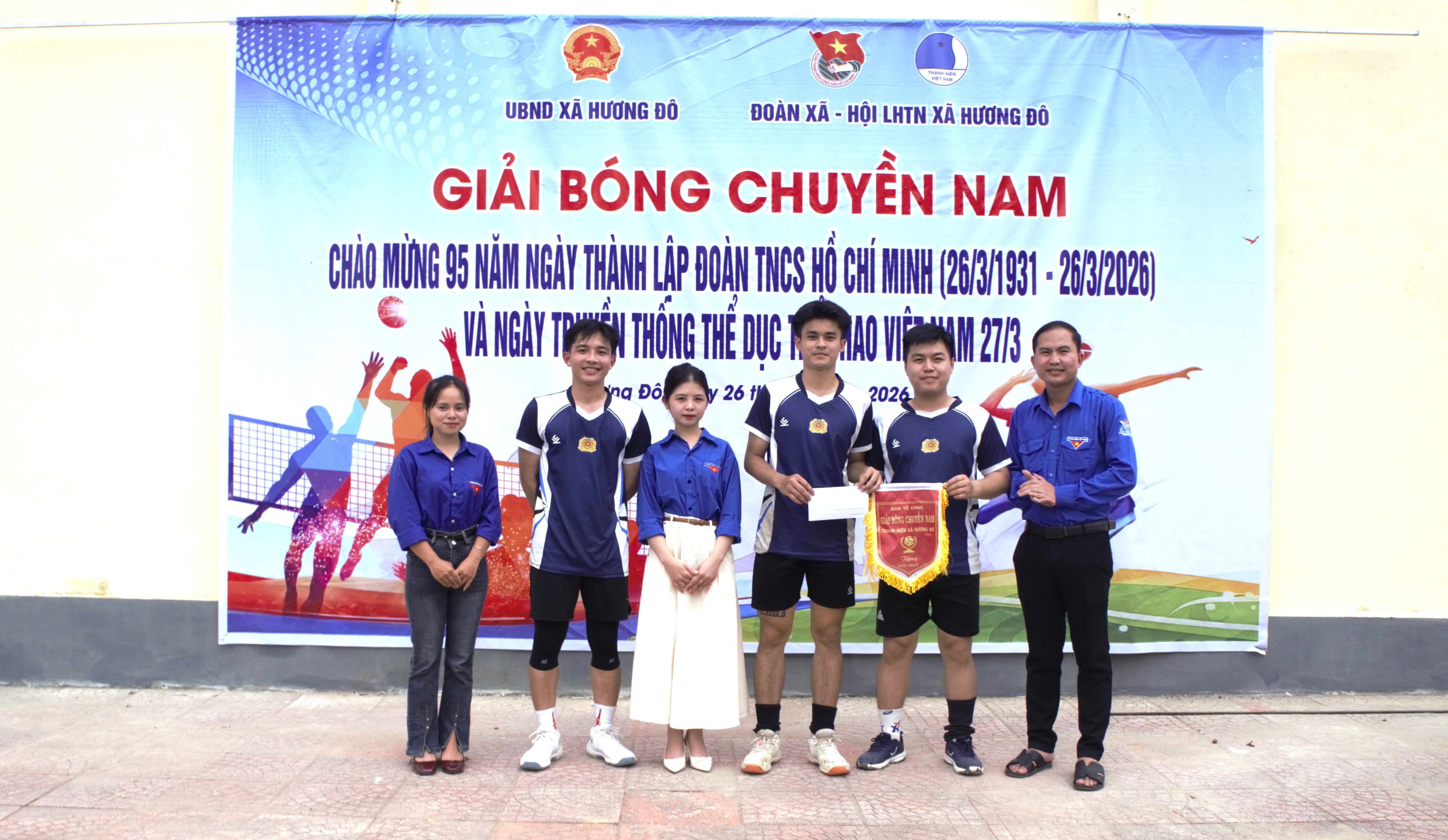 Chi đoàn Công an xã Hương Đô xuất sắc giành giải Nhất Giải bóng chuyền da nam thanh niên năm 2026. 